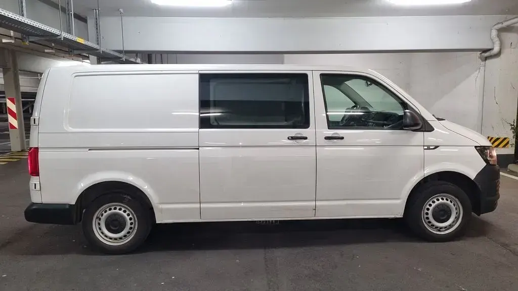 Second-hand VW Transporter 150 CP (110 kW) 2019 Alb Van
