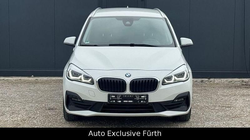 Gebraucht BMW 218 Advantage 150 PS (110 kW) 2022 Weiß Kombi