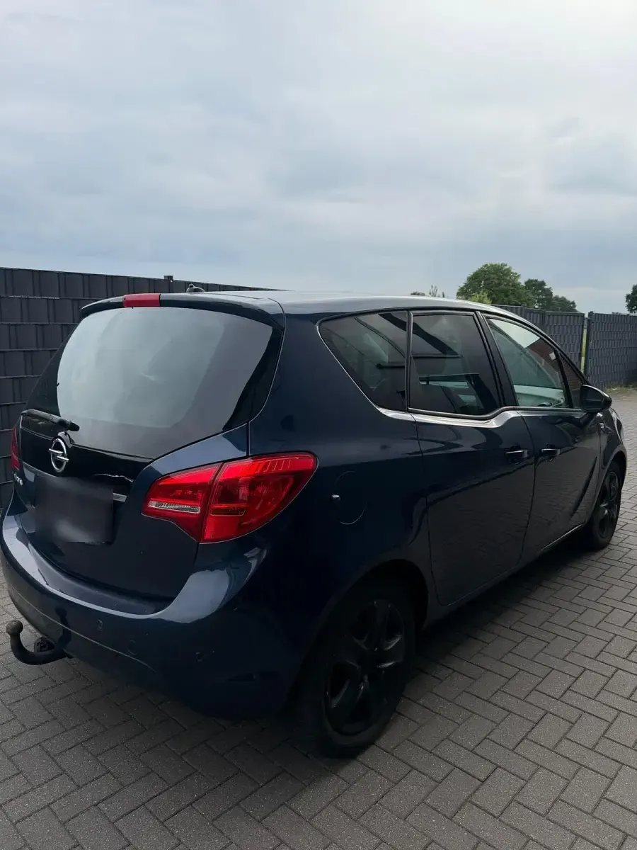 Gebraucht Opel Meriva 101 PS (74 kW) 2011 Van / Kleinbus