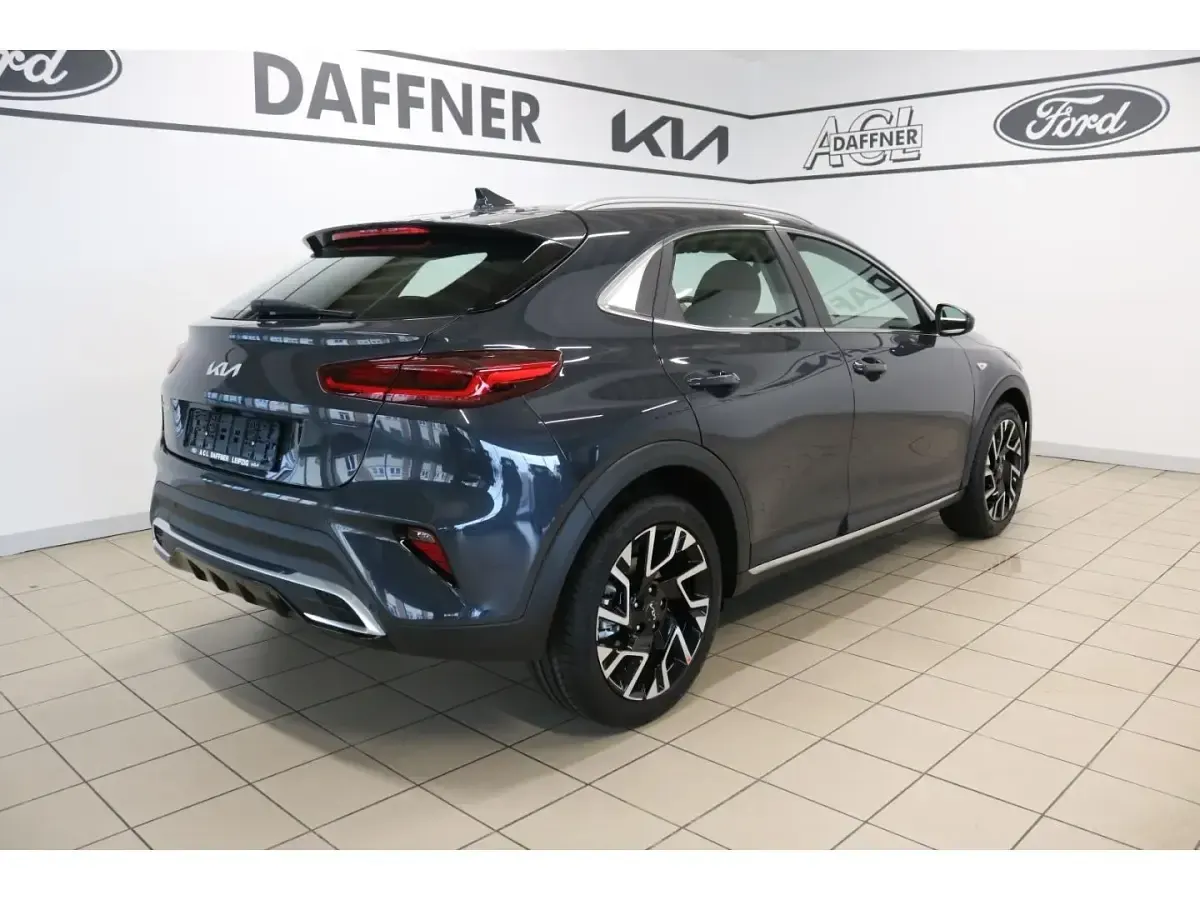 Neu Kia XCeed Vision 120 PS (88 kW) 2025 (h8g) dark penta metal m SUV
