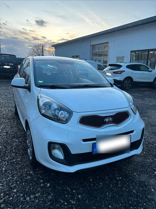 Gebraucht Kia Picanto 51 PS (37 kW) 2014 Weiß Kleinwagen