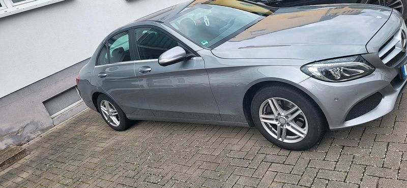 Gebraucht Mercedes 200 184 PS (135 kW) 2014 Silber Limousine