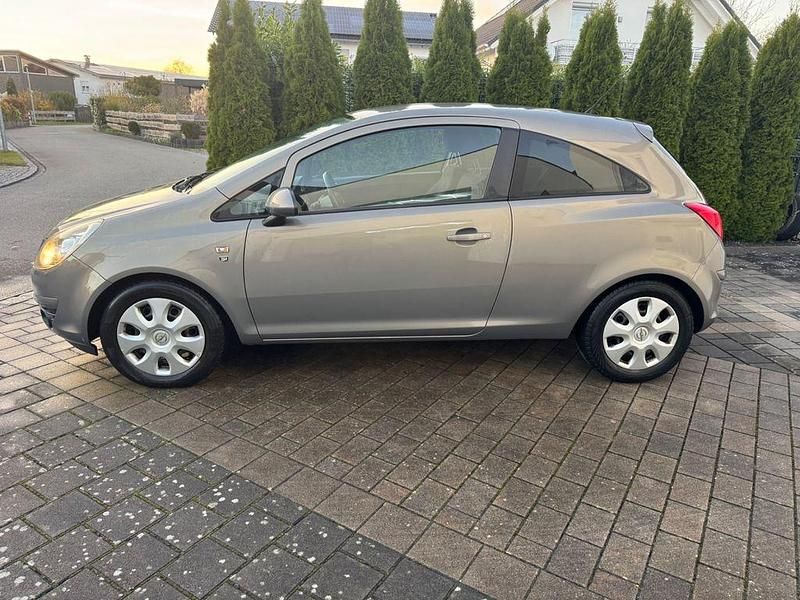 Gebraucht Opel Corsa Edition 87 PS (63 kW) 2011 Grau Kleinwagen