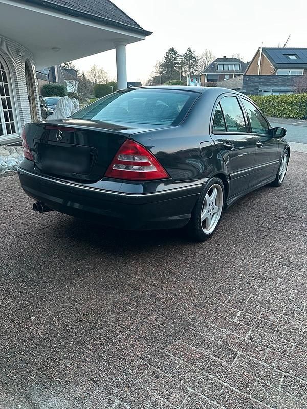 Gebraucht Mercedes C320 Elegance 218 PS (160 kW) 2000 Schwarz Limousine