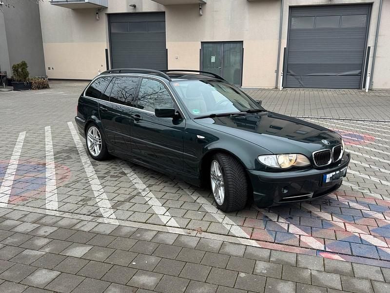 Gebraucht BMW 330 231 PS (169 kW) 2005 Grün Kombi