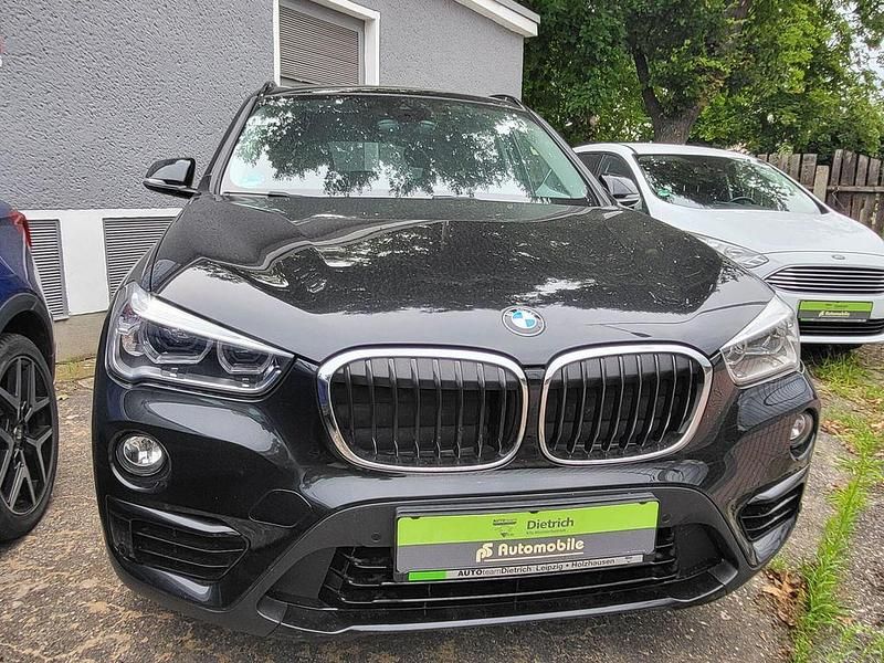 Schwarz Gebraucht 2016 BMW X1 Sport Line SUV | 15.999 € (Guter Preis) - Bild 1/4