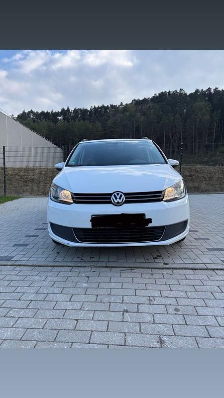 Gebraucht VW Touran 150 PS (110 kW) 2012 Weiß Van / Kleinbus