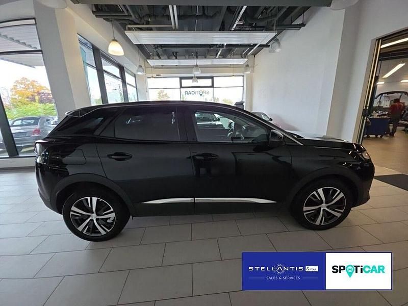 Gebraucht Peugeot 3008 Allure 131 PS (96 kW) 2023 Schwarz SUV