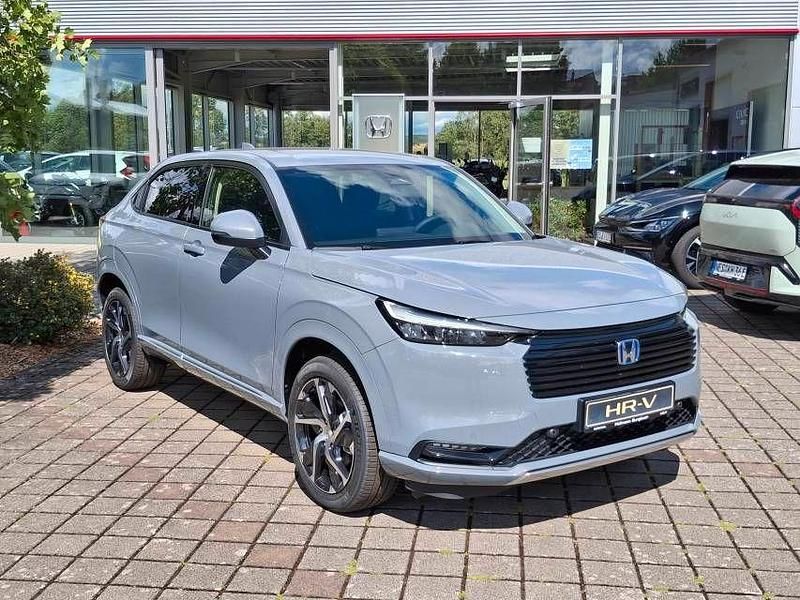 Urban grey p Neu 2025 Honda HR-V Advance SUV | 42.399 € (Teuer) - Bild 1/4