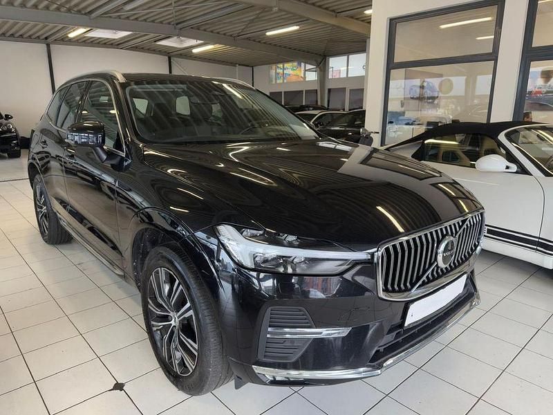 Gebraucht Volvo XC60 Inscription 197 PS (144 kW) 2021 Onyx black SUV