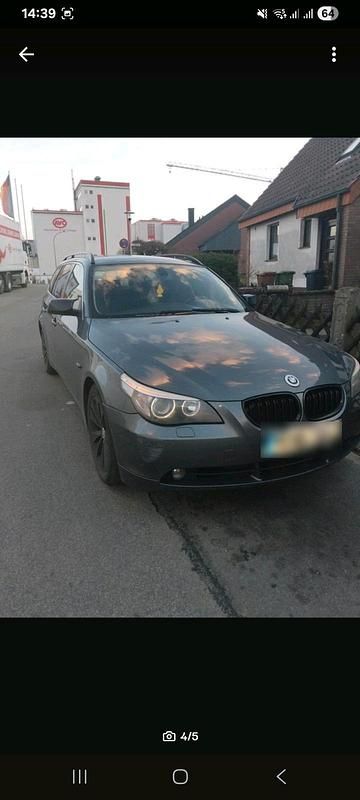 Gebraucht BMW 525 163 PS (119 kW) 2006 Grau Kombi