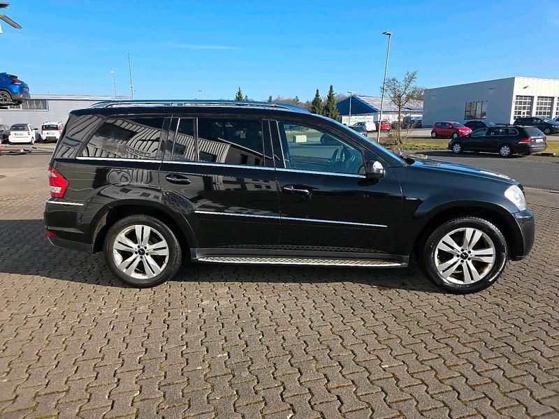 Gebraucht Mercedes GL350 224 PS (164 kW) 2009 Schwarz SUV