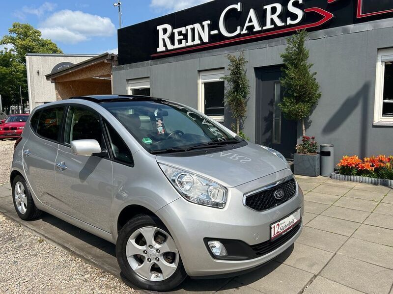 Silber Gebraucht 2015 Kia Venga DREAM-TEAM Edition Kleinwagen | 9.990 € (Etwas zu teuer) - Bild 1/4
