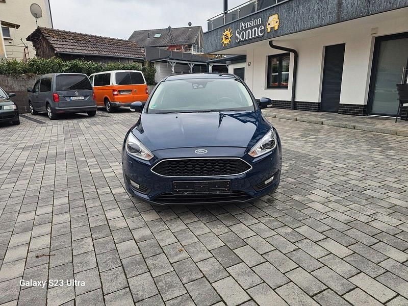 Usata Ford Focus Business Edition 150 CV (110 kW) 2016 Blu Station wagon