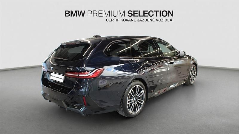 Gebraucht BMW 540 Performance 286 PS (210 kW) 2024 Schwarz Limousine