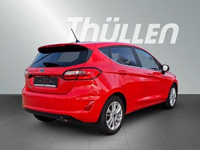 Używany Ford Fiesta Titanium 101 KM (74 kW) 2022 Czerwony Hatchback