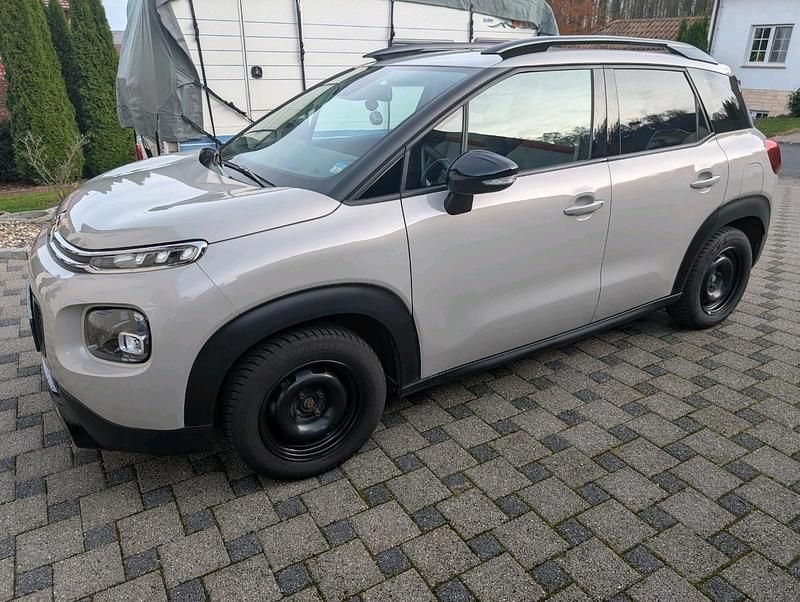 Grau Gebraucht 2018 Citroën C3 Aircross SUV | 9.000 € (Superpreis) - Bild 1/4