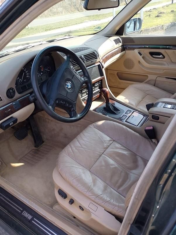 Gebraucht BMW 728 235 PS (172 kW) 1997 Grün Limousine