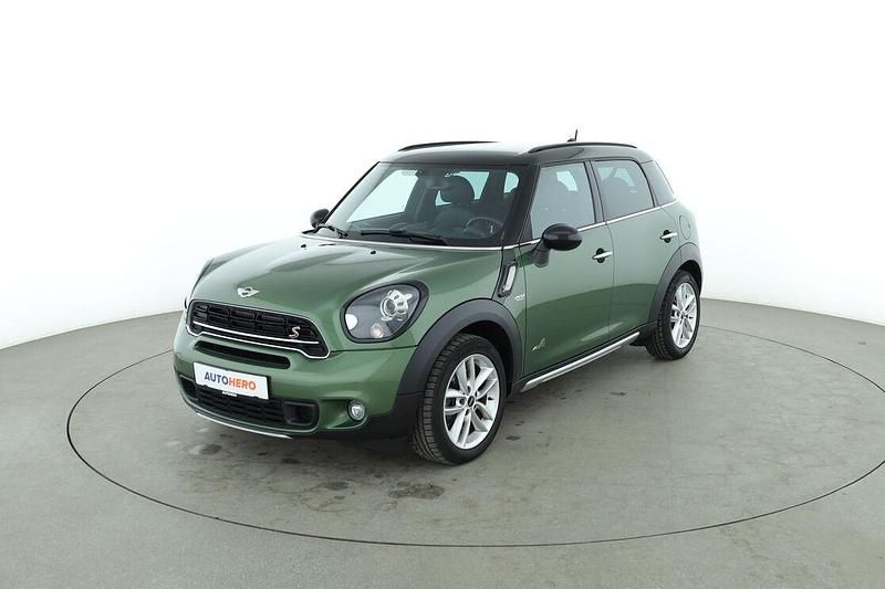 Grün Gebraucht 2017 Mini Cooper S Countryman SUV | 17.610 € (Etwas zu teuer) - Bild 1/3