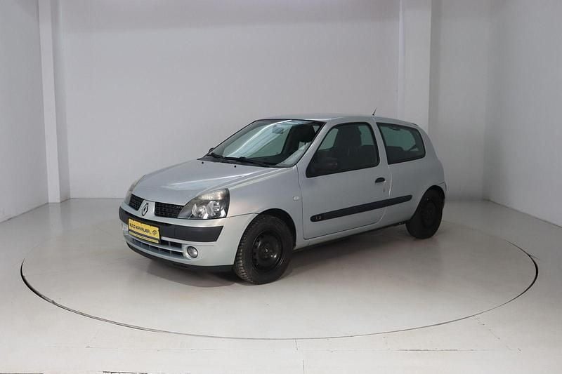 Grau Gebraucht 2003 Renault Clio II Kleinwagen | 1.980 € (Fairer Preis) - Bild 1/4