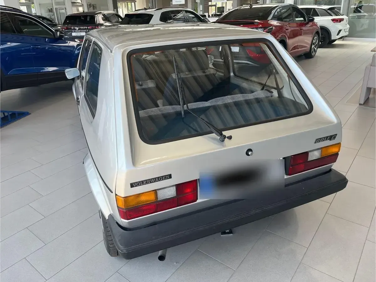 Gebraucht VW Golf I 60 PS (44 kW) 1982 Silber Kleinwagen
