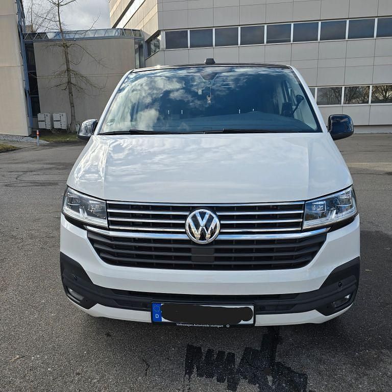 Gebraucht VW Multivan Exclusive 150 PS (110 kW) 2020 Weiß Van / Kleinbus