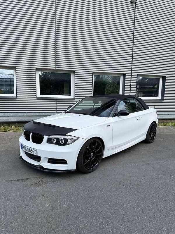 Gebraucht 2009 BMW 135 Cabriolet Performance Cabrio | 20.000 € (Fairer Preis) - Bild 1/4