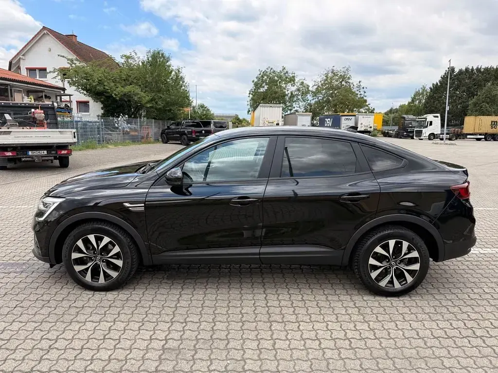 Gebraucht Renault Arkana Equilibre 140 PS (102 kW) 2023 Schwarz SUV