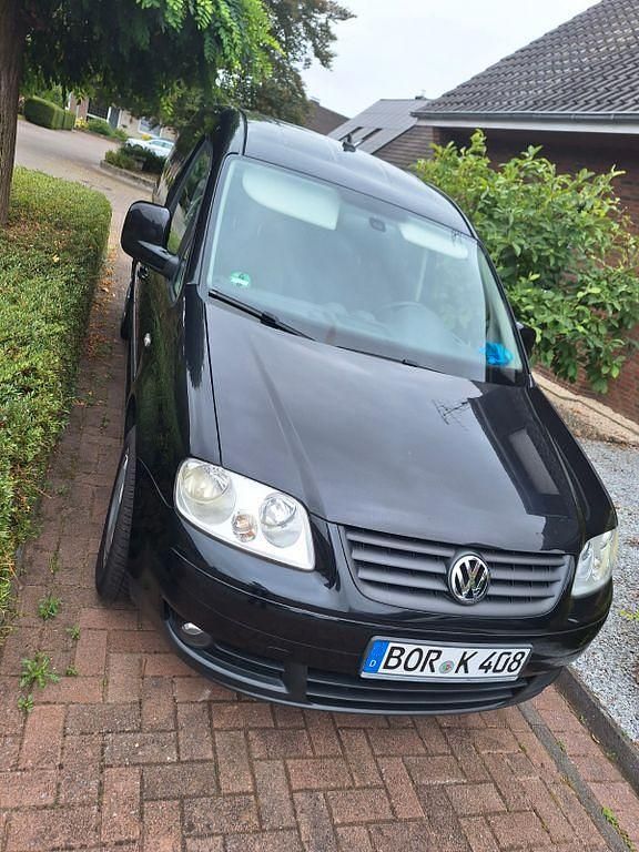 Schwarz Gebraucht 2010 VW Caddy Maxi Van / Kleinbus | 4.000 € (Guter Preis) - Bild 1/4