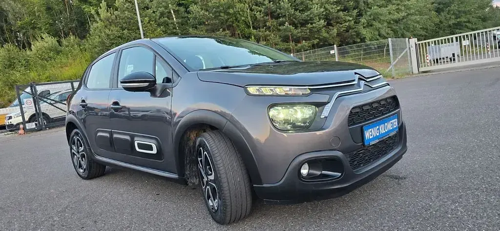 Gebraucht Citroën C3 PureTech 83 PS (61 kW) 2024 Braun Limousine