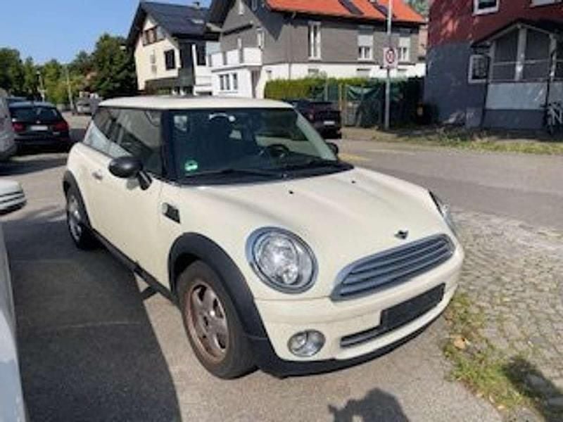 Weiß Gebraucht 2009 Mini ONE Kleinwagen | 2.990 € (Guter Preis) - Bild 1/4