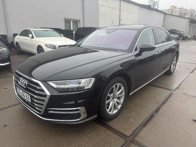 Schwarz Gebraucht 2021 Audi A8L Limousine | 44.900 € (Guter Preis) - Bild 1/4