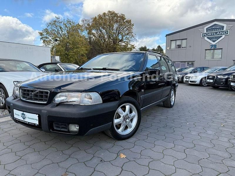 Gebraucht Volvo XC70 193 PS (141 kW) 1998 Schwarz Limousine