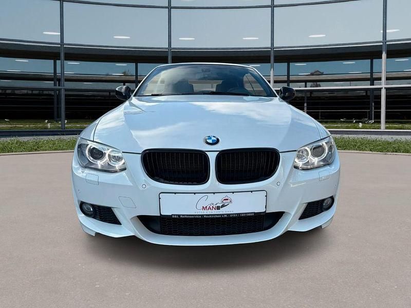 Gebraucht BMW 320 Cabriolet M Sport 170 PS (125 kW) 2012 Weiß Cabrio