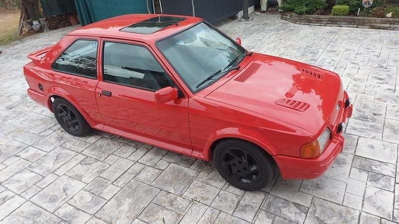 Rot Gebraucht 1986 Ford Escort RS Coupé | 22.999 € - Bild 1/4