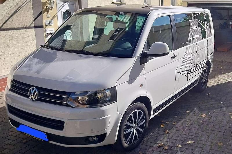 Gebraucht VW Multivan Edition 179 PS (131 kW) 2013 Weiß Van