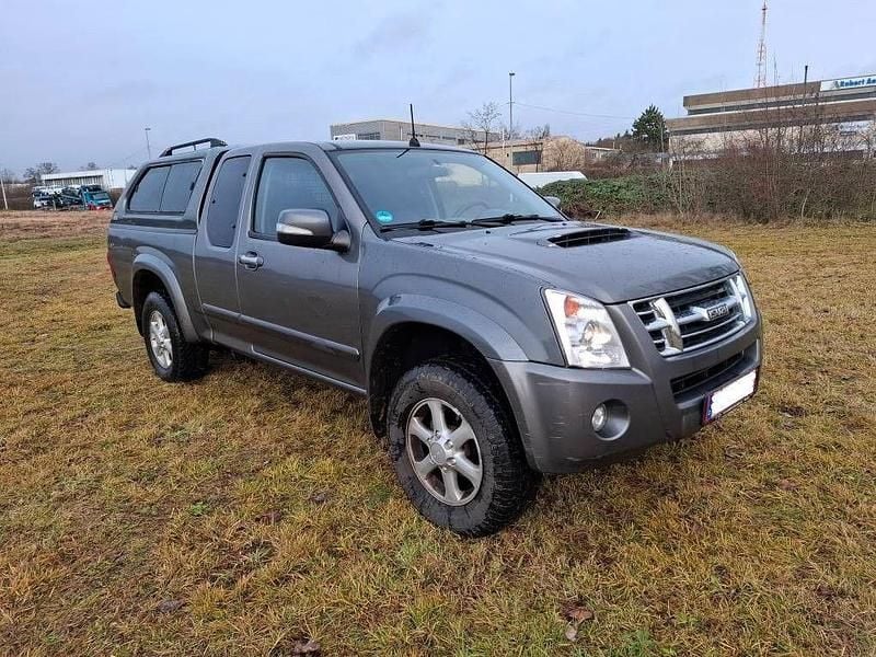 Grau Gebraucht 2008 Isuzu D-Max SUV | 9.500 € (Guter Preis) - Bild 1/4