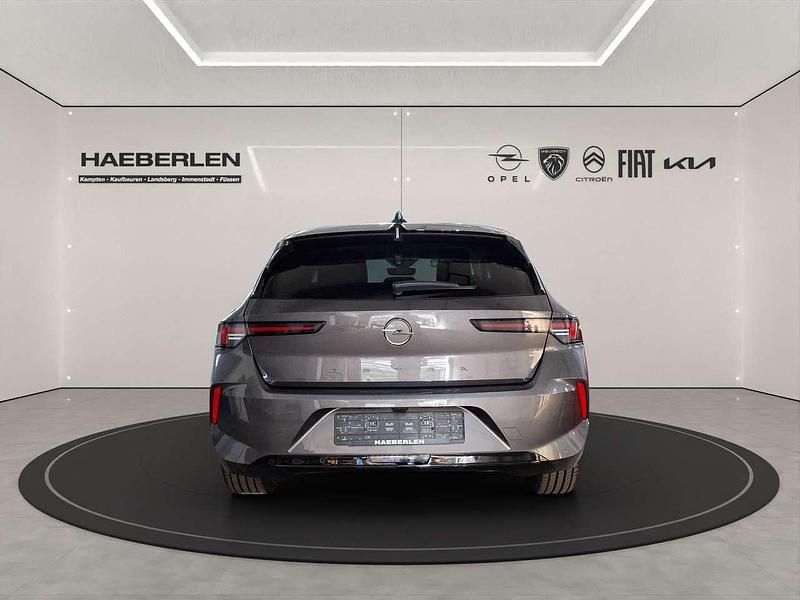 Gebraucht Opel Astra Elegance 110 PS (80 kW) 2023 Vulkan (metallic) Limousine