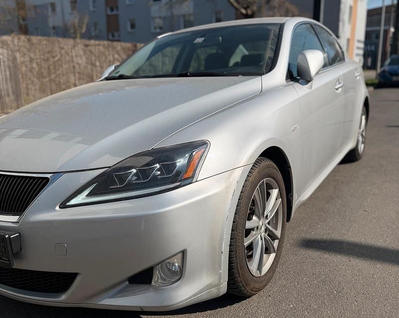 Gebraucht Lexus IS250 208 PS (152 kW) 2007 Grau Limousine