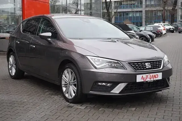Używany Seat Leon XCELLENCE 150 KM (110 kW) 2017 Szary Sedan/Limuzyna