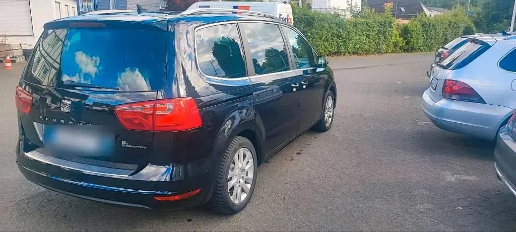 Gebraucht Seat Alhambra 140 PS (102 kW) 2011 Schwarz Van / Kleinbus