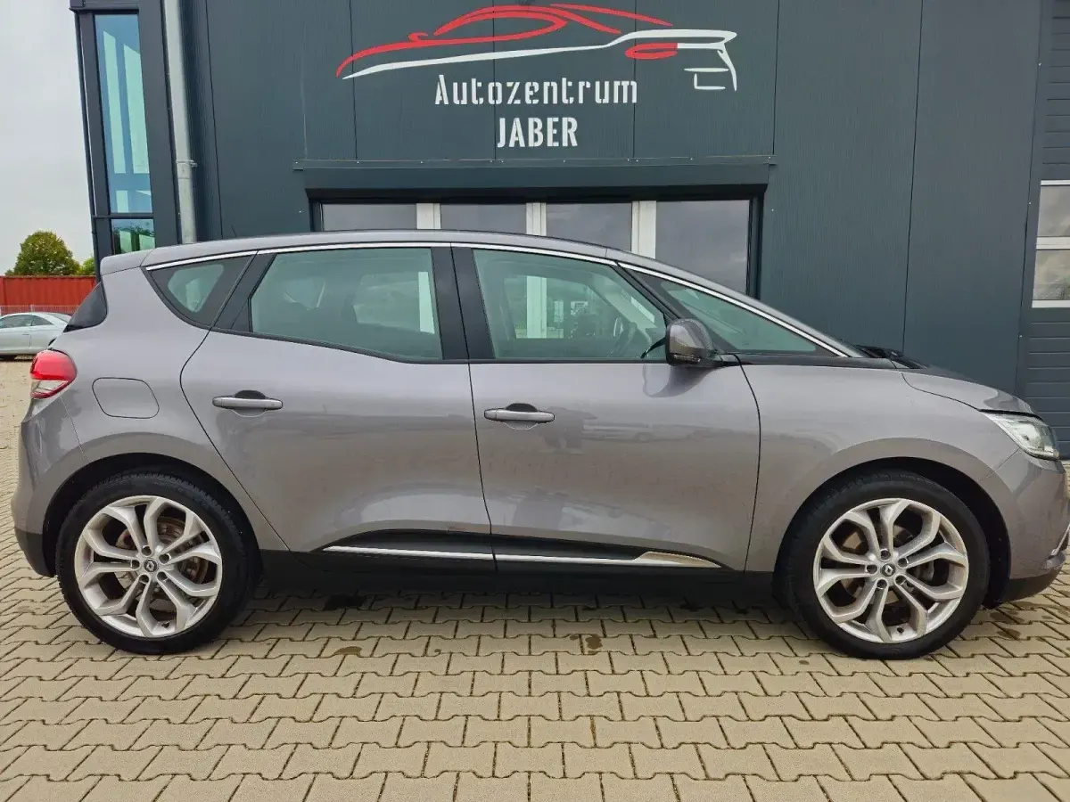 Gebraucht Renault Scenic E-Tech Experience 116 PS (85 kW) 2017 Grau Van / Kleinbus