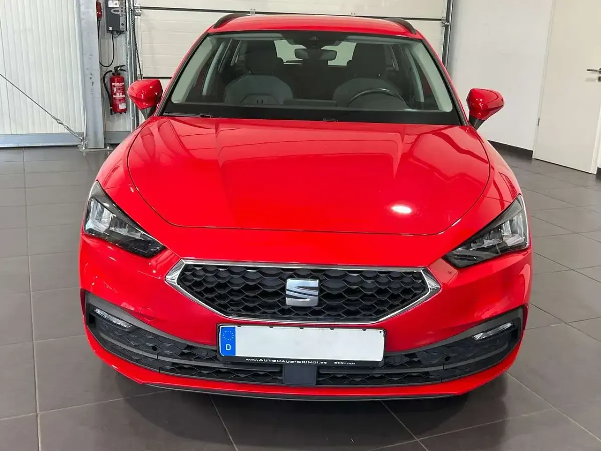 Usata Seat Leon 150 CV (110 kW) 2022 Rosso Station wagon