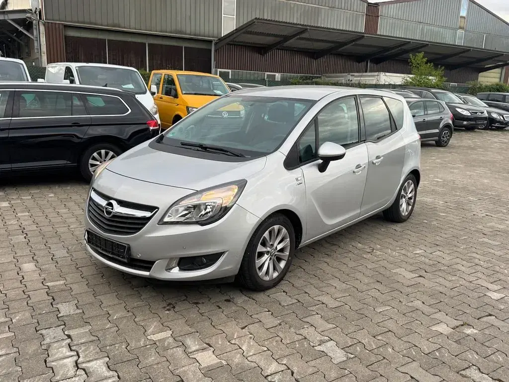 Gebraucht Opel Meriva drive 110 PS (80 kW) 2016 Silber Van / Kleinbus