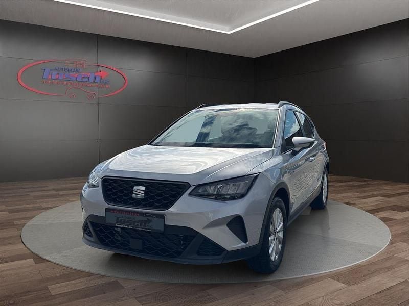 Silber Gebraucht 2023 Seat Arona Style SUV | 19.440 € (Guter Preis) - Bild 1/4