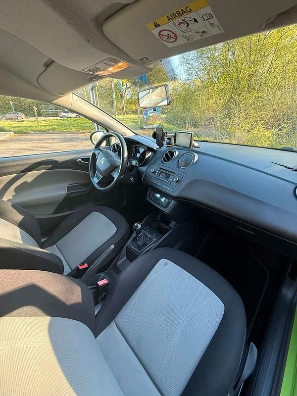 Gebraucht Seat Ibiza SC Reference 69 PS (50 kW) 2014 Grün Kleinwagen