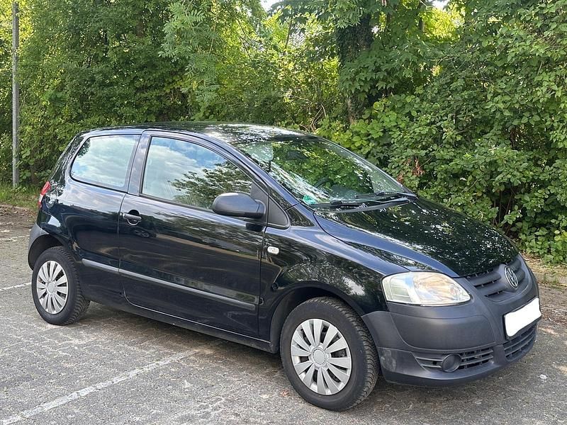 Schwarz Gebraucht 2006 VW Fox Kleinwagen | 890 € (Guter Preis) - Bild 1/4