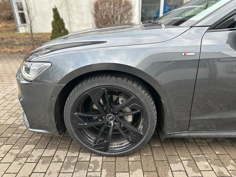 Gebraucht Audi A7 S-Line 204 PS (150 kW) 2022 Grau Limousine