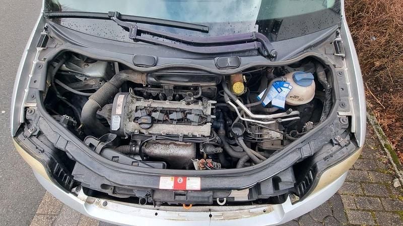 Gebraucht Audi A2 75 PS (55 kW) 2003 Silber Kleinwagen