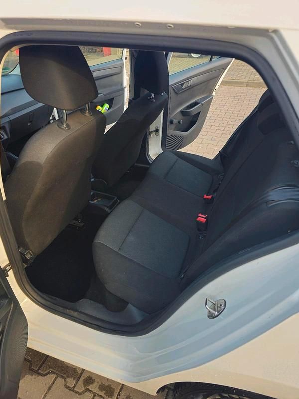 Gebraucht Skoda Fabia 75 PS (55 kW) 2019 Weiß Limousine